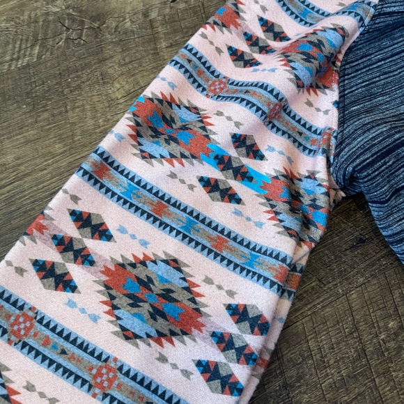 Hooey Sweatshirt - Picture 4 of 4